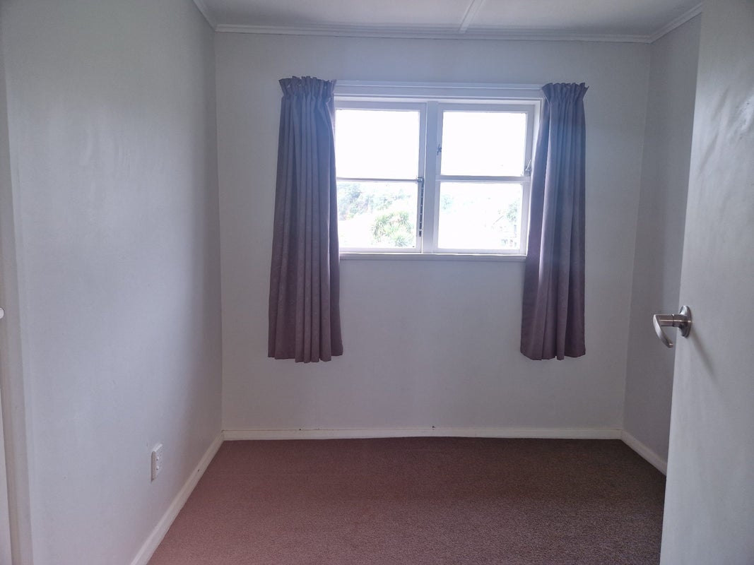370 Waiwhetu Road, Fairfield, Lower Hutt - Carousel 11