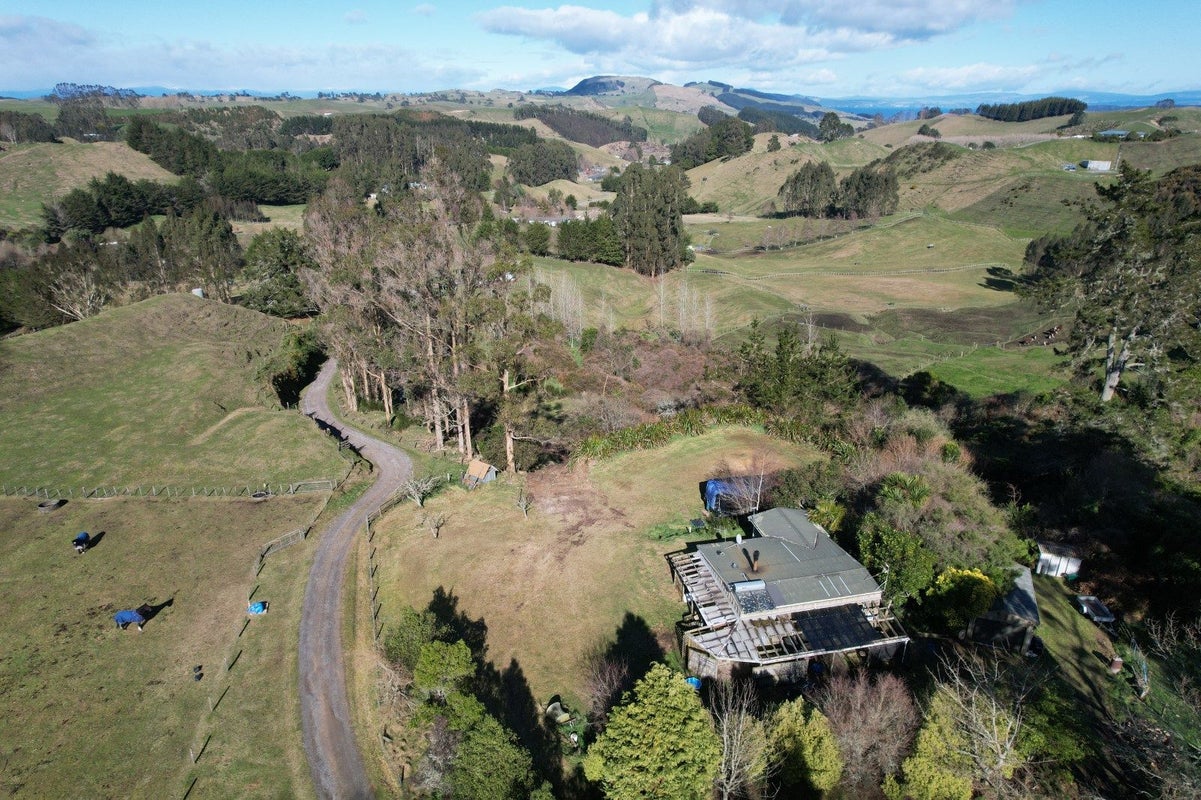 1129 Poihipi Road, Oruanui, Taupo - Carousel 1