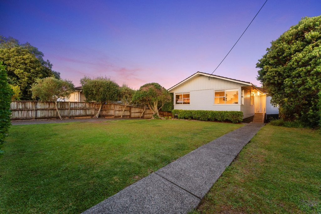 199 Forrest Hill Road, Forrest Hill, Auckland - Carousel 2