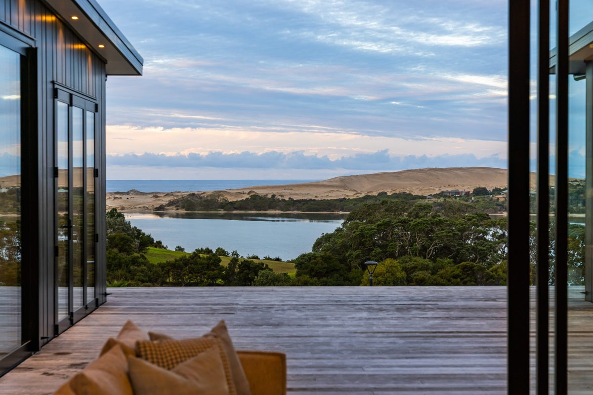 28 Jordan Street, Mangawhai Heads, Mangawhai - Carousel 1