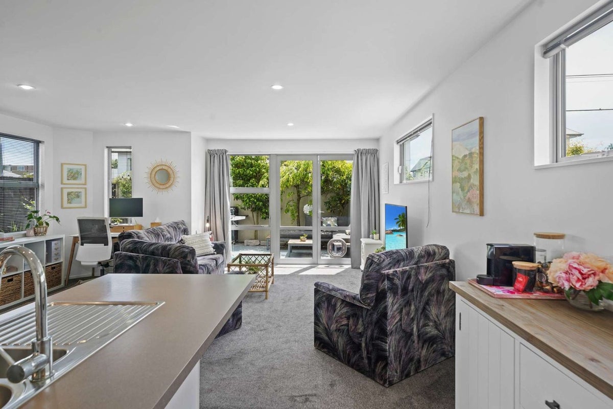 28A Hastings Street West, Sydenham, Christchurch - Carousel 2