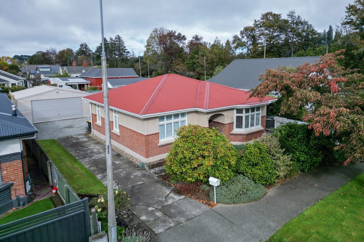 3 Bourke Street, Windsor, Invercargill - Carousel 1