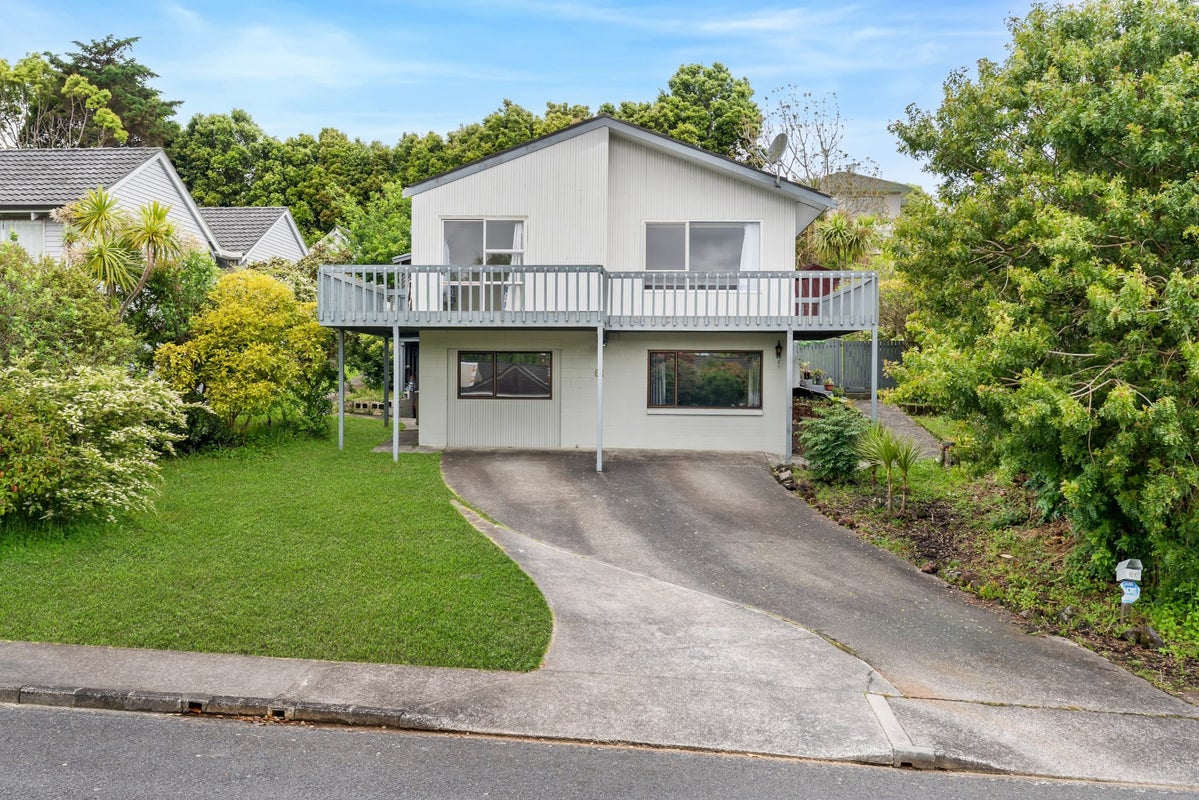 61 Merriefield Avenue, Forrest Hill, Auckland - Carousel 1