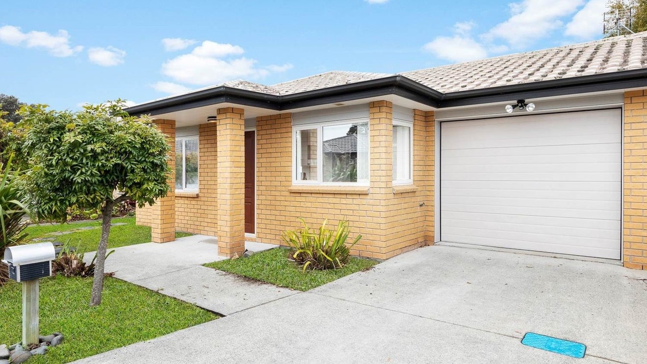 54/68 Fonteyn Street, Avondale, Auckland - Carousel 1