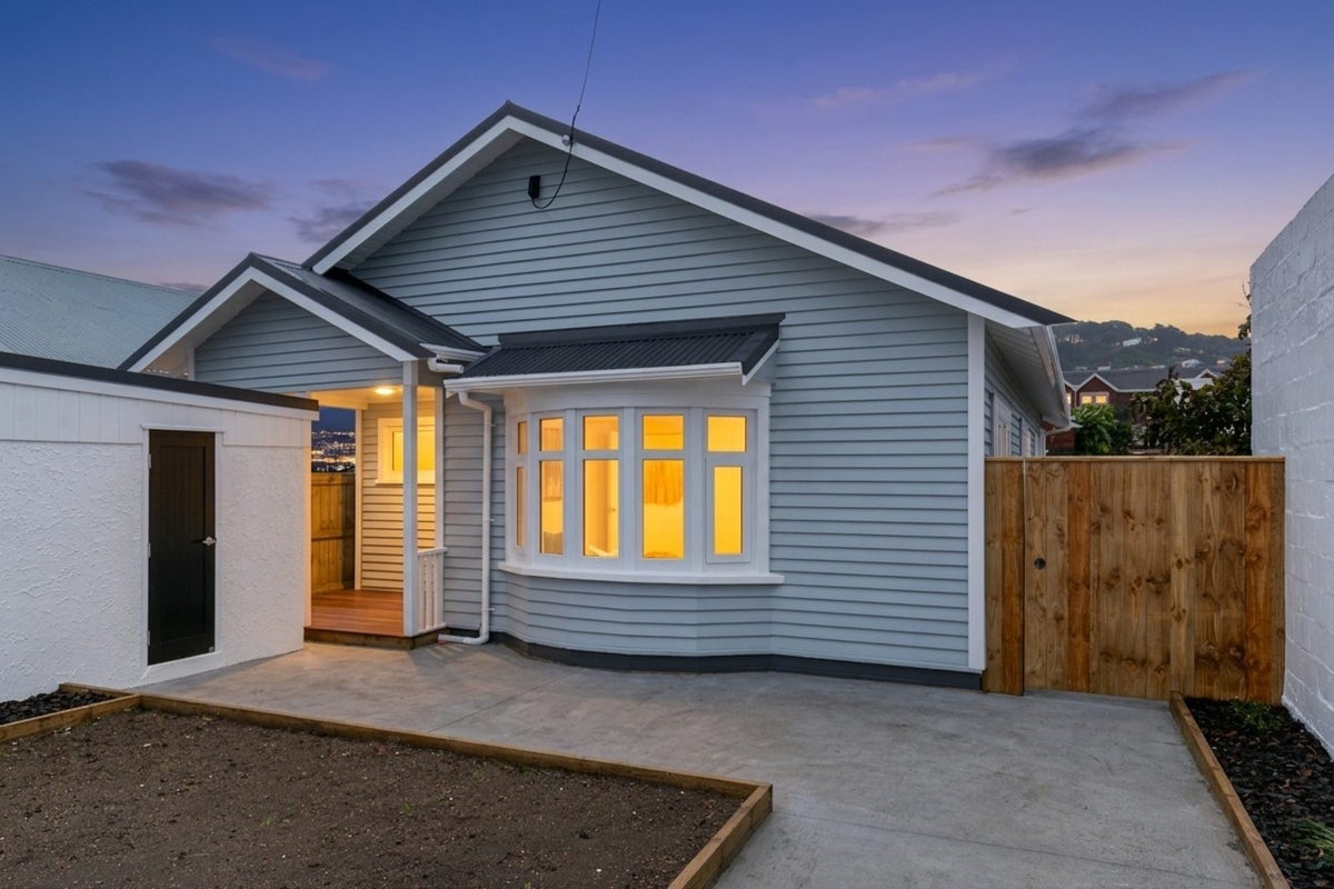 54 Yule Street, Kilbirnie, Wellington, Wellington - Carousel 1