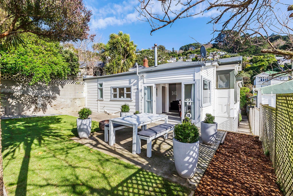 23A Rodrigo Rd, Kilbirnie, Wellington - Carousel 2