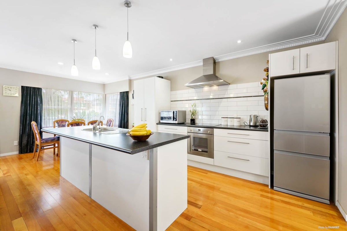 39 David Avenue, Hillpark, Auckland - Carousel 2