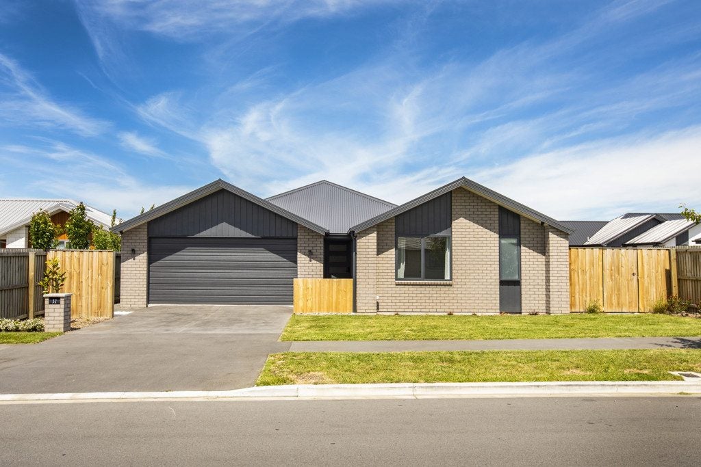 32 Rannoch Drive, Yaldhurst, Christchurch - Carousel 1