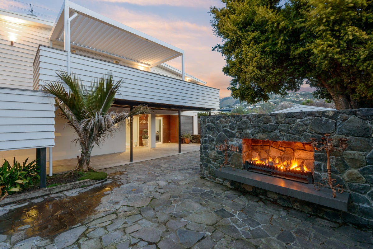 9 Beachville Road, Redcliffs, Christchurch - Carousel 2
