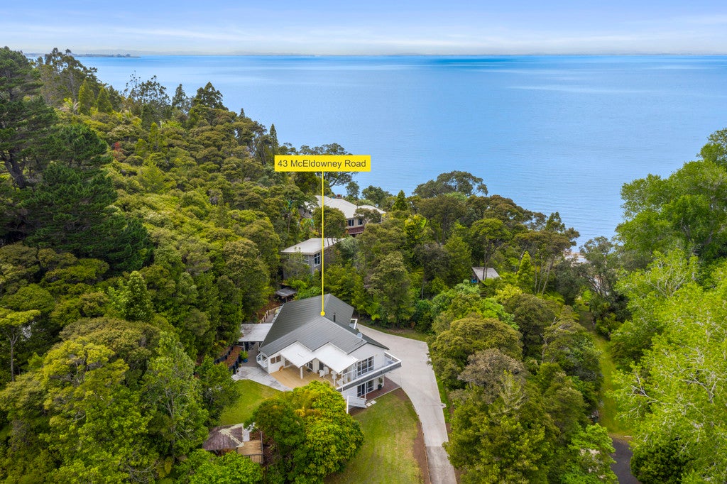43 McEldowney Road, Titirangi, Auckland - Carousel 1