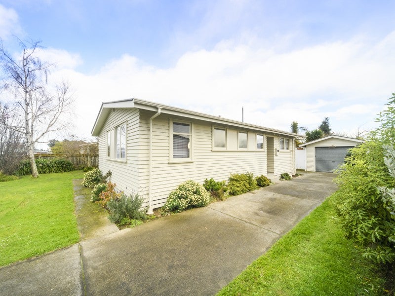 5 London Terrace, Awapuni, Palmerston North - Carousel 1