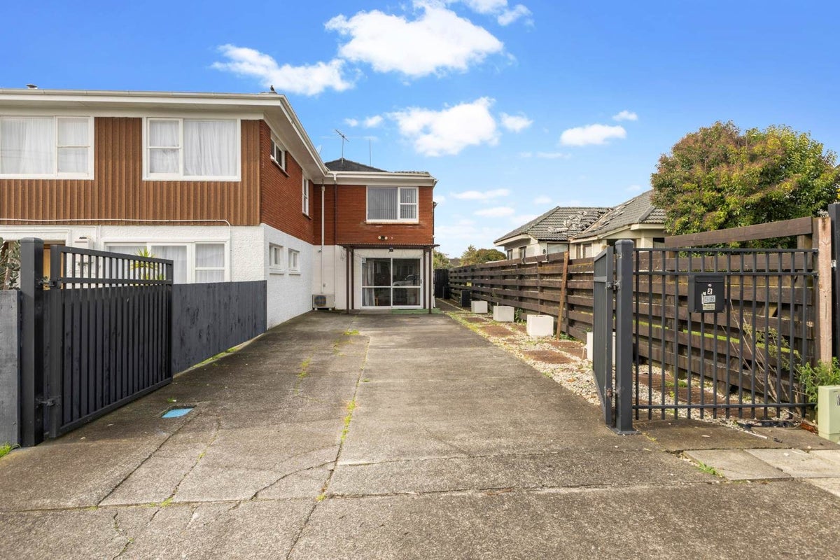 2/58 Wintere Road, Papatoetoe, Auckland - Carousel 2