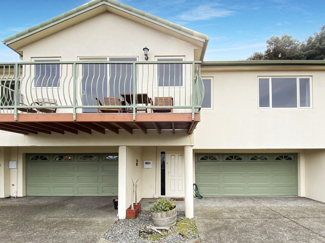 13B Onslow Road, Bluff Hill, Napier - Carousel 1