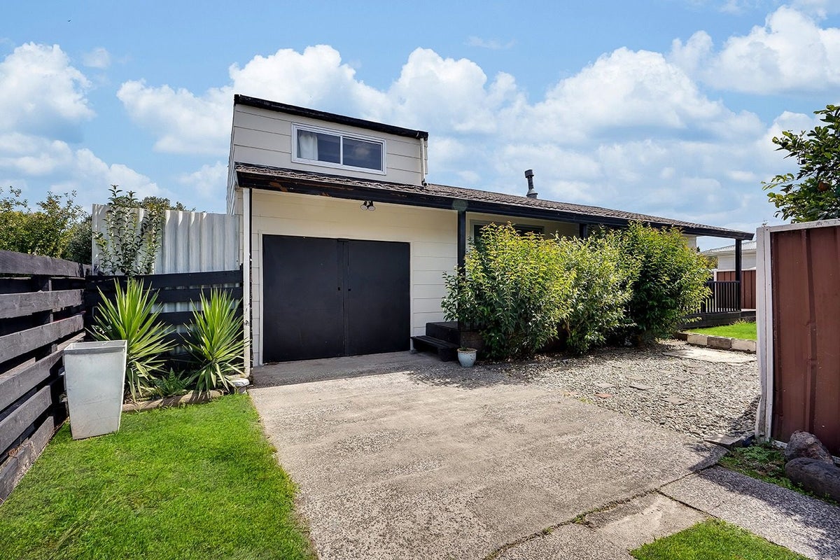 48B Karen Crescent, Dinsdale, Hamilton - Carousel 1