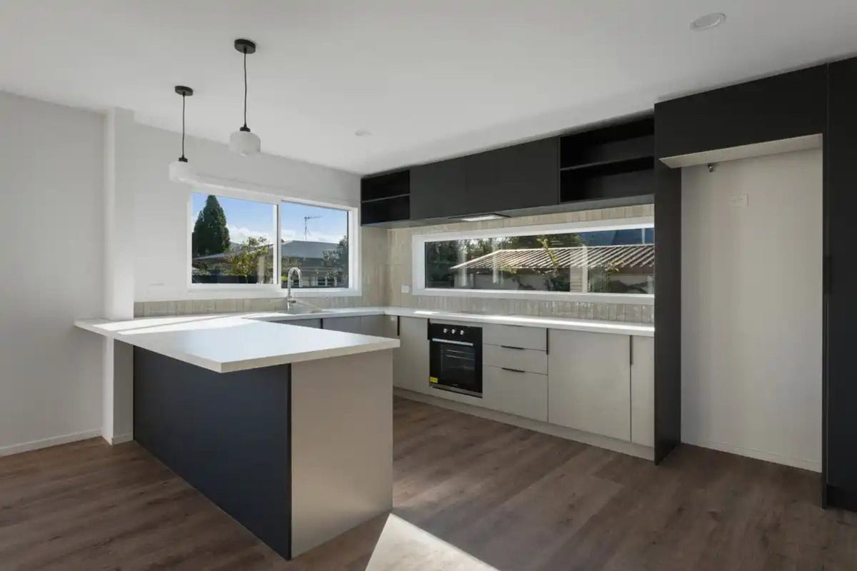 46B Beach Road, Katikati, Katikati - Carousel 2