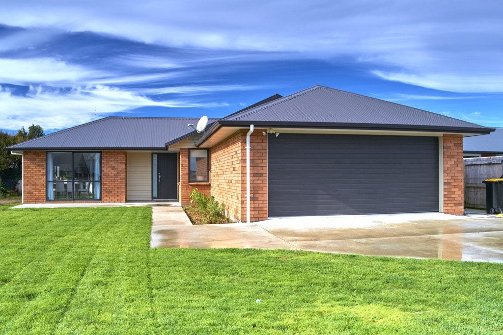 11 Cicada Place, Kihikihi, Te Awamutu - Carousel 1
