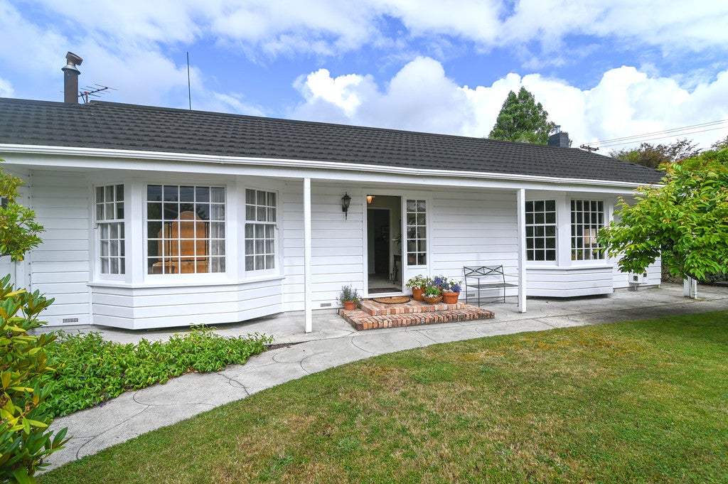 24 Springfield Road, Springfield, Rotorua - Carousel 1