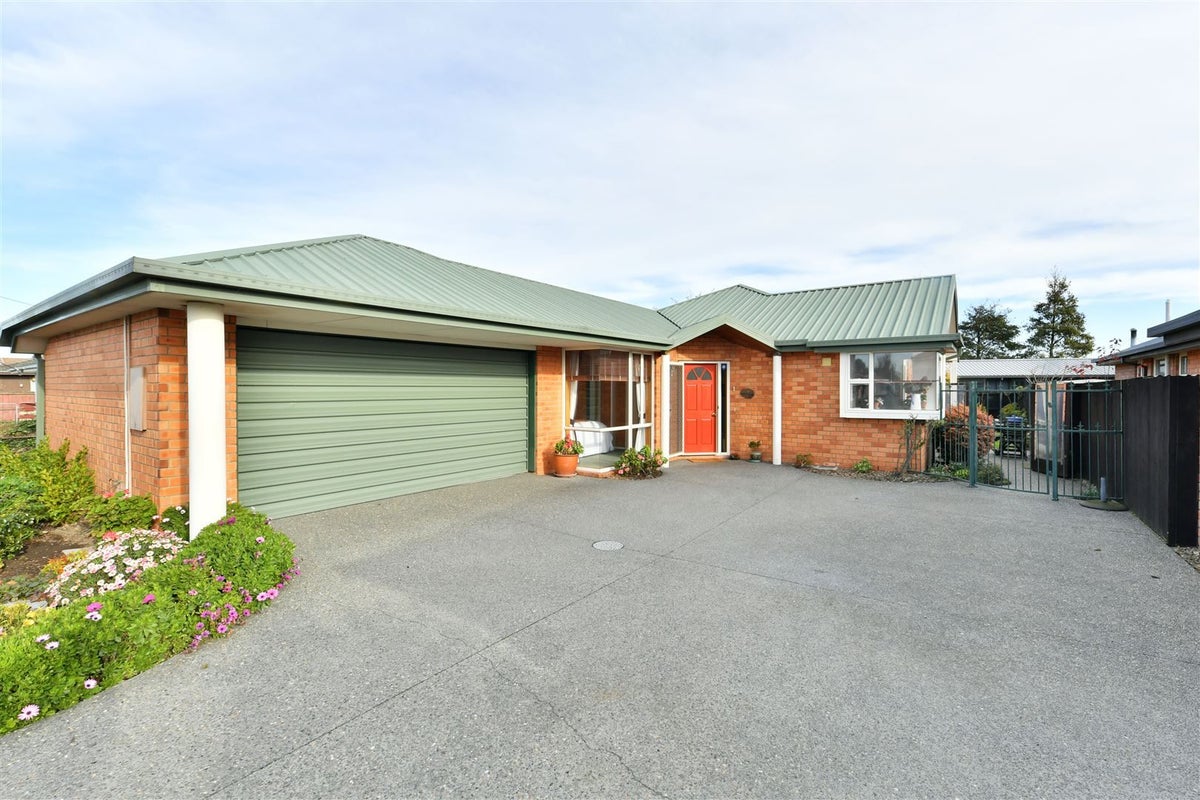 48A Brynley Street, Hornby, Christchurch - Carousel 1