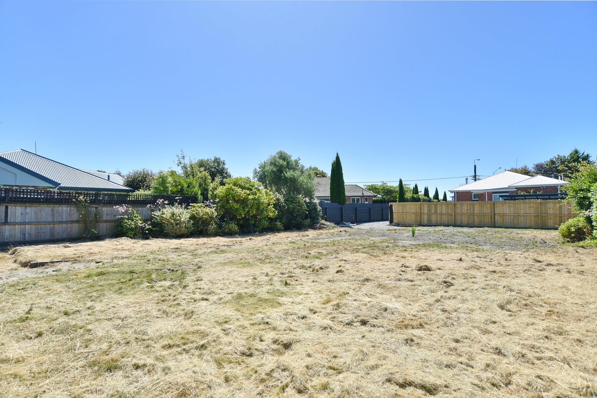27A Swift Street, Belfast, Christchurch - Carousel 1