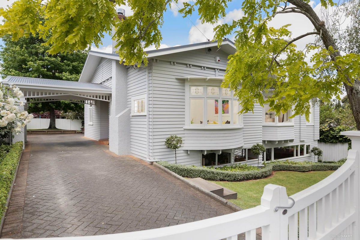 30 Grand View Road, Remuera, Auckland - Carousel 1