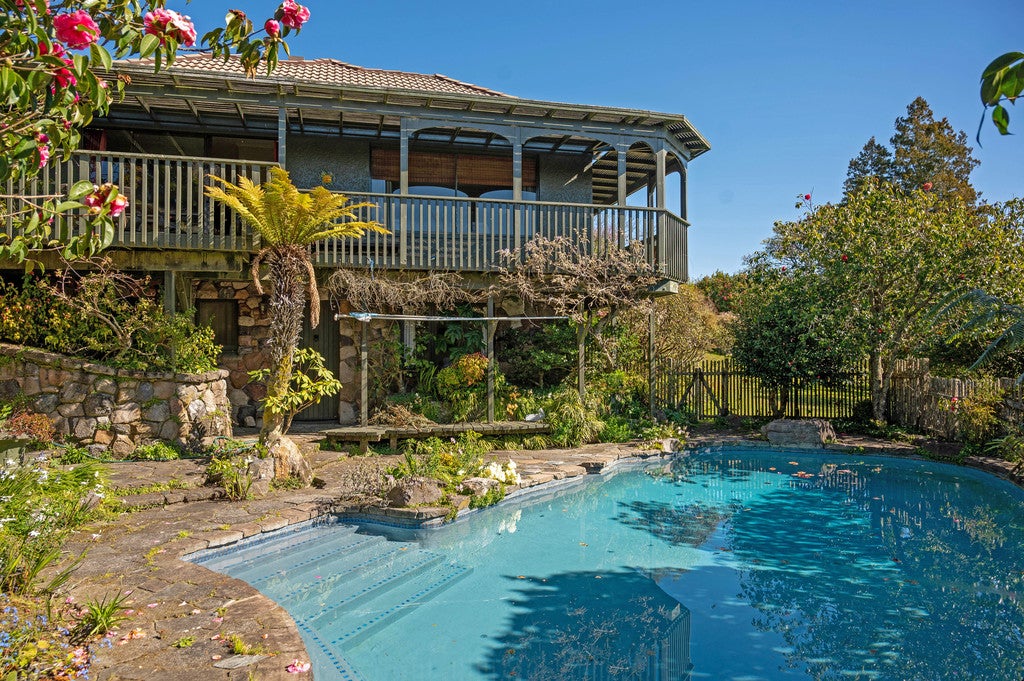 8 Tupara Crescent, Kawaha Point, Rotorua - Carousel 2