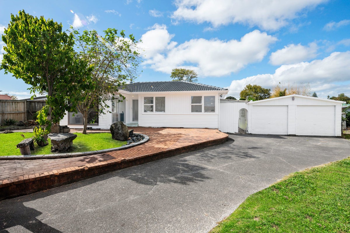 41 Takapu Street, Henderson, Auckland - Carousel 2