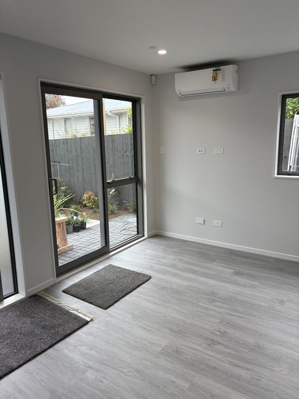 58 Gossamer Drive, Pakuranga Heights, Auckland - Carousel 2
