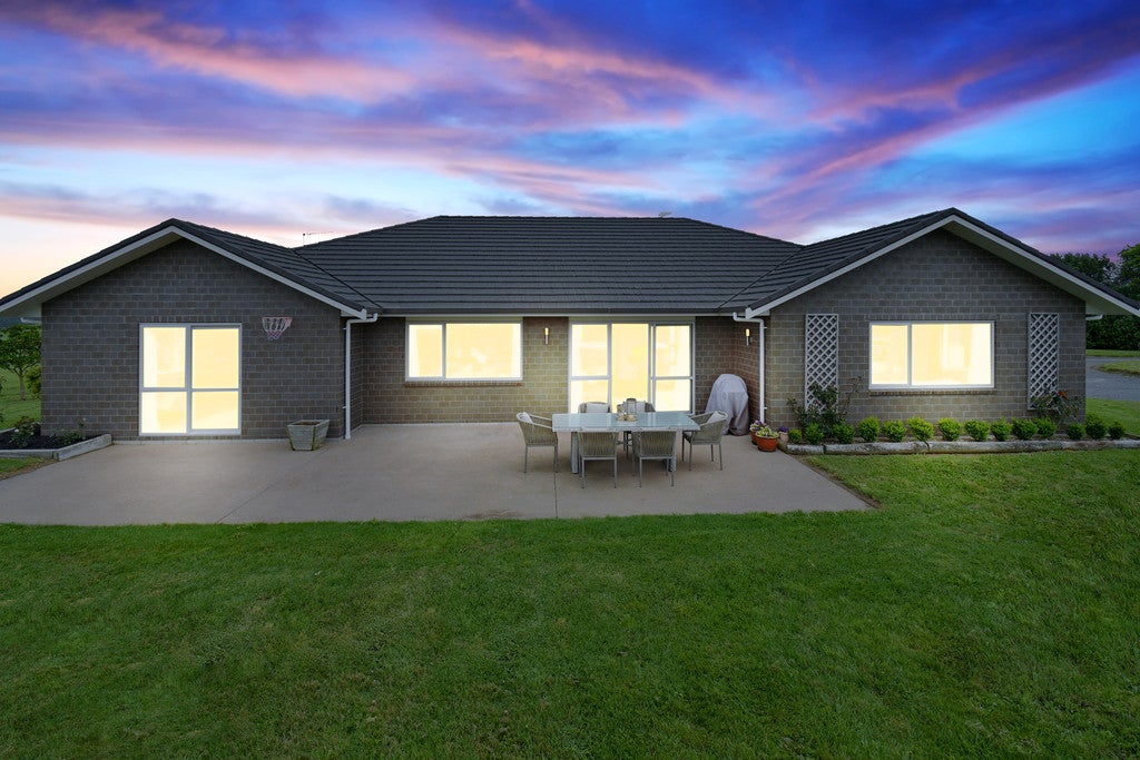 260 Urquhart Road, Karaka, Papakura - Carousel 2