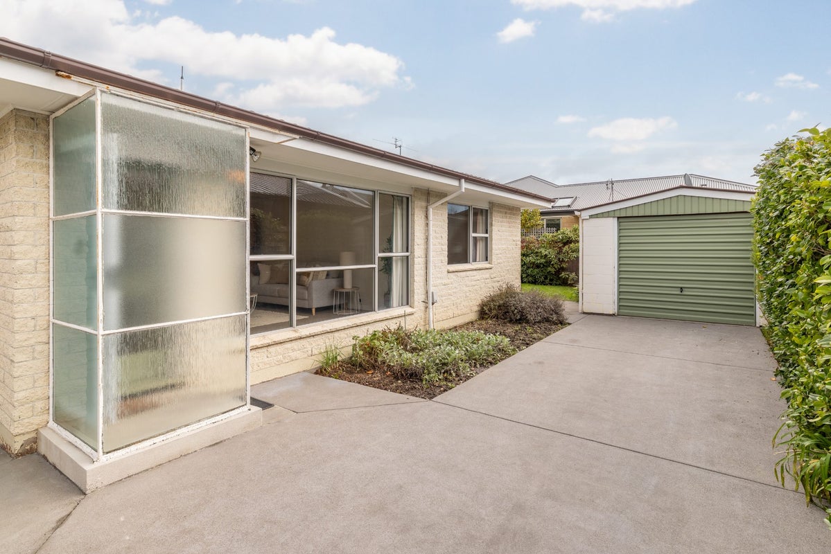 141B Hills Road, Edgeware, Christchurch - Carousel 1