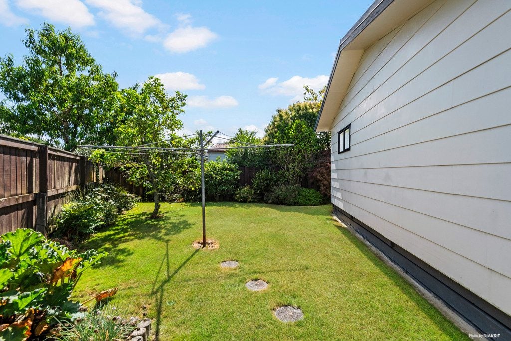38 Waterford Road, Fitzroy, Hamilton - Carousel 2