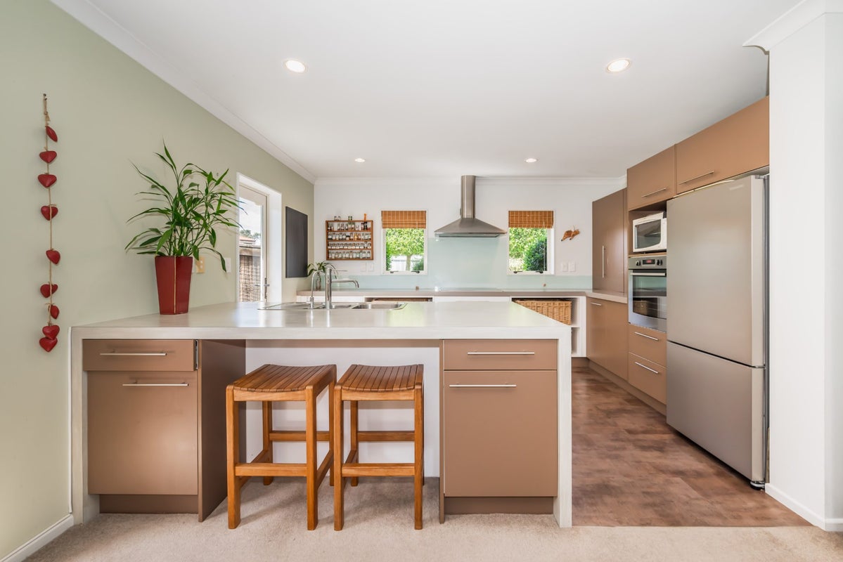 26 Rifleman Lane, Paraparaumu Beach, Paraparaumu - Carousel 2