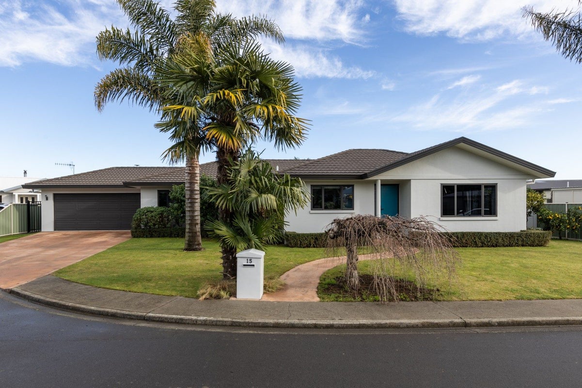 15 Chelsea Drive, Taradale, Napier - Carousel 17