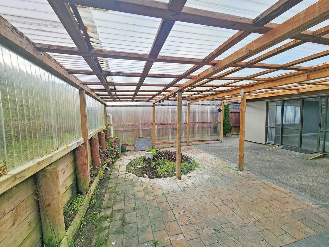 52 Aotea Drive, Aotea, Porirua - Carousel 16