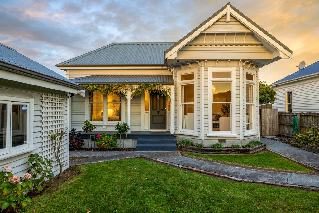 582 Madras Street, St Albans, Christchurch - Carousel 1