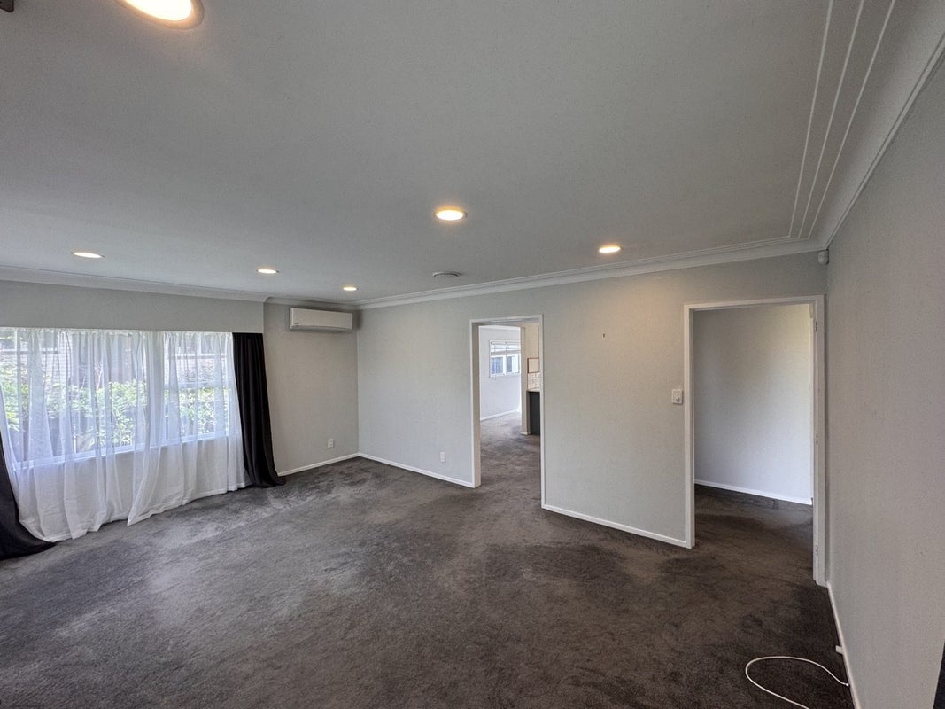 13 Joyce Street, Pahurehure, Papakura - Carousel 21