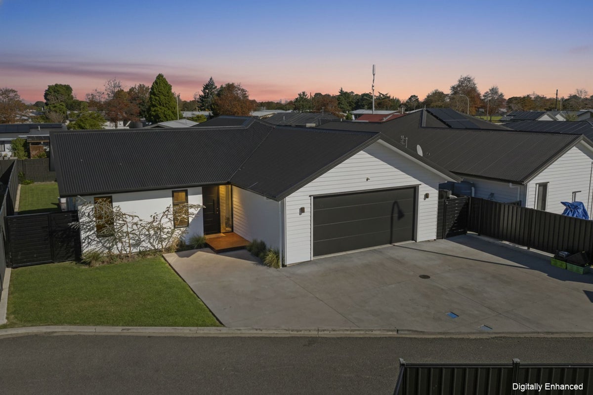 8 Whariki Crescent, Flaxmere, Hastings - Carousel 27