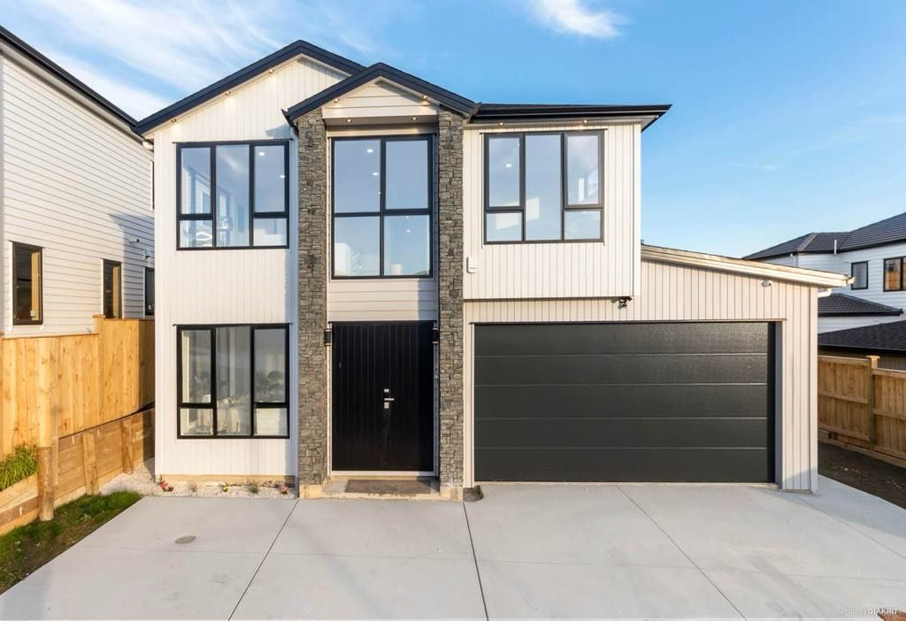 36 Hauhake Road, Flat Bush, Auckland - Carousel 1