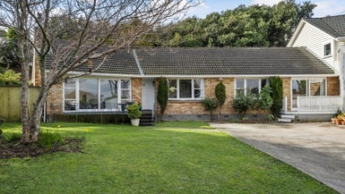 1A Southgate Road, Southgate, Wellington - Carousel 1