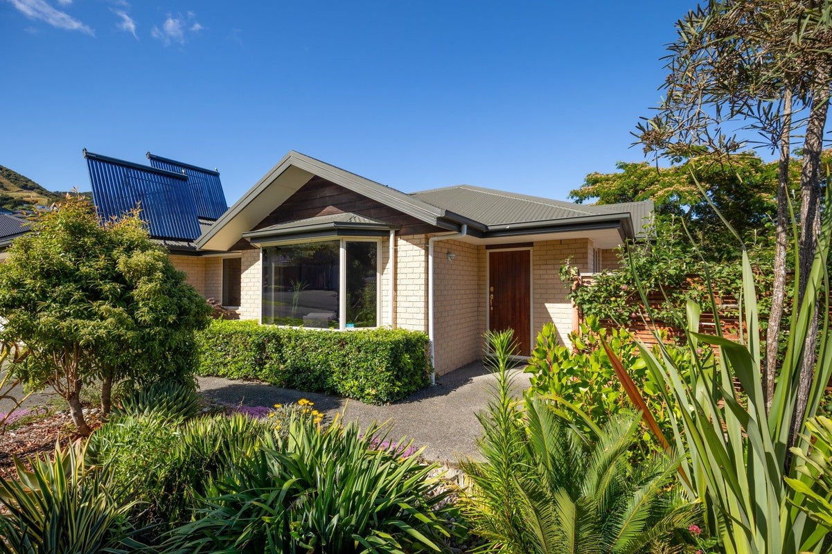 5 Frenchay Drive, Atawhai, Nelson - Carousel 1