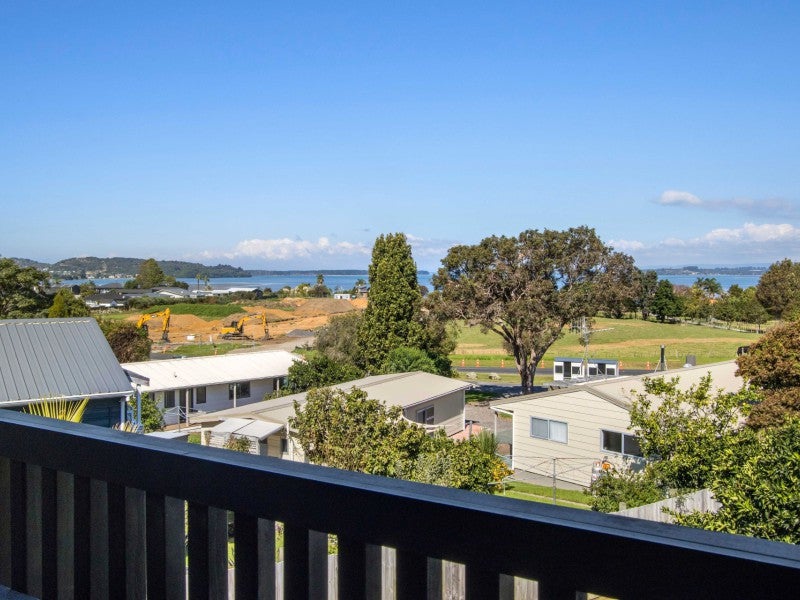 134 Athenree Road, Athenree, Katikati - Carousel 22