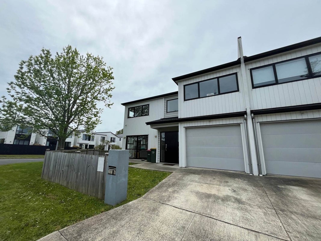 207A Fisher Parade, Farm Cove, Auckland - Carousel 1