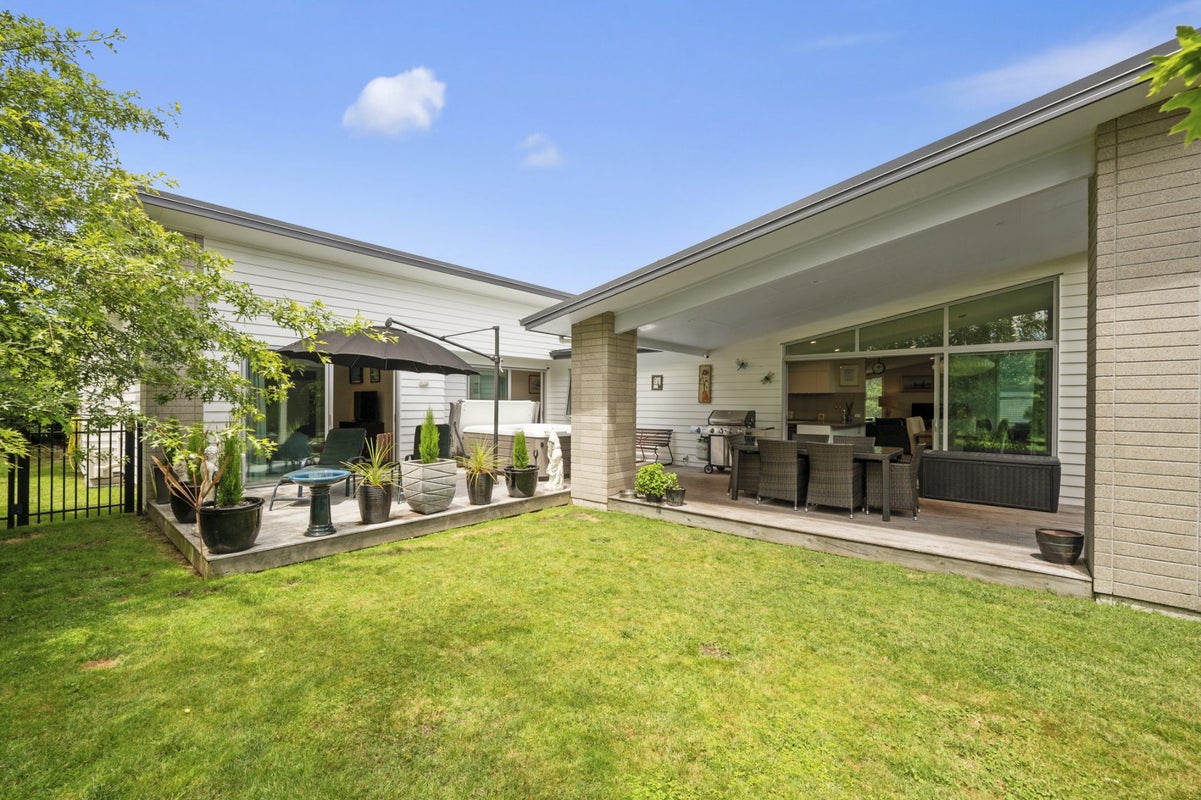 10 Okaia Drive, Kinloch, Taupo - Carousel 2