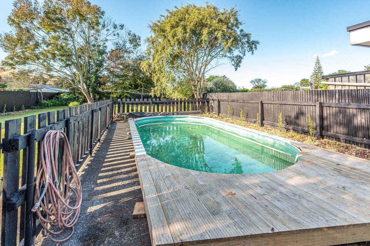 18 Caffray Avenue, Aramoho, Whanganui - Carousel 2