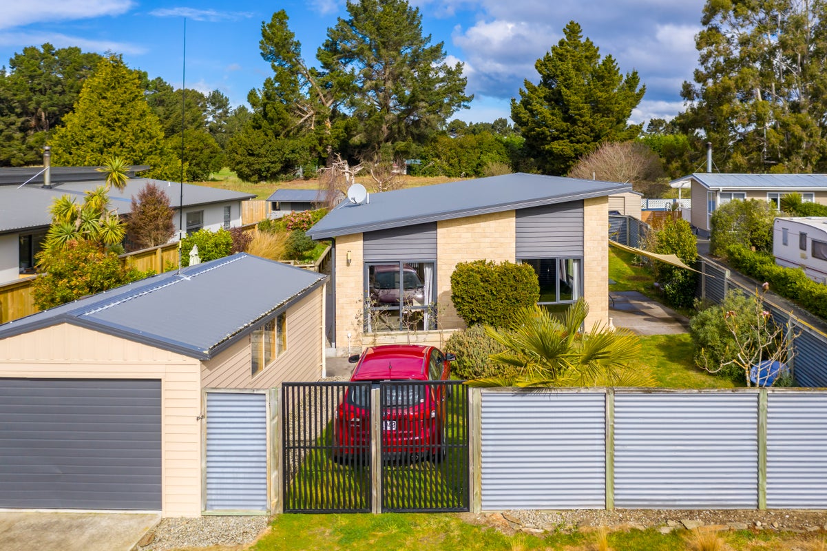 52A Stewart Street, Waikouaiti, Waikouaiti - Carousel 1