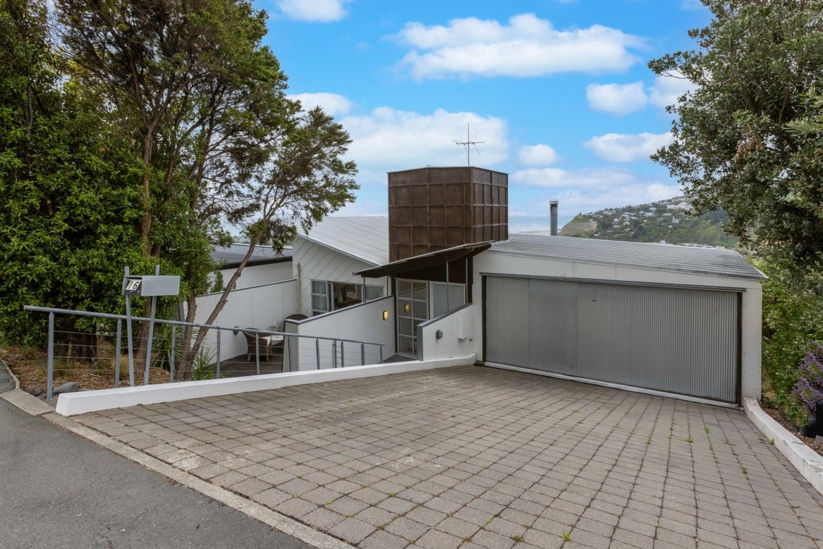 16 Glendevere Terrace, Redcliffs, Christchurch - Carousel 2