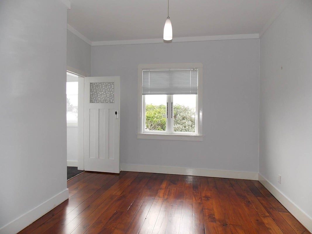86 Calgary Street, Mount Eden, Auckland - Carousel 2