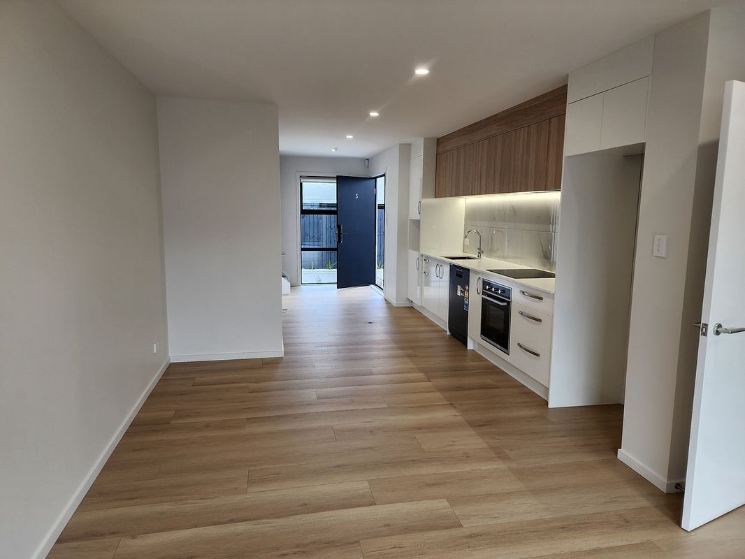 1/51 Amyes Road, Hornby, Christchurch - Carousel 2