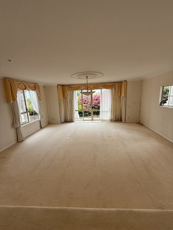 20 The Mews, Shamrock Park, Auckland - Carousel 2