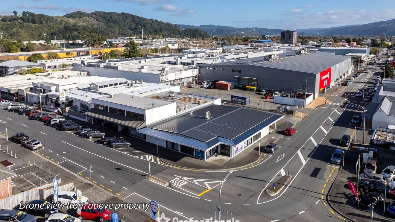 12D Cairo Street, Upper Hutt Central, Upper Hutt - Carousel 16