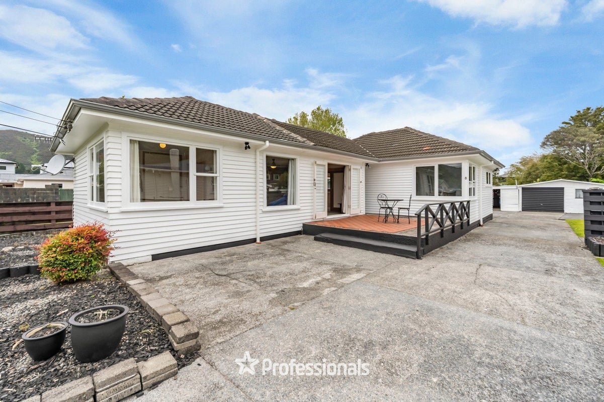 8 Norfolk Street, Wainuiomata, Lower Hutt - Carousel 1